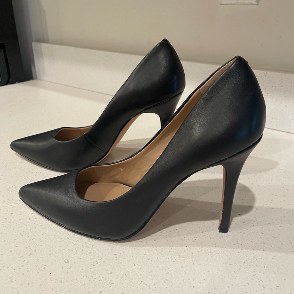 BCBGMaxAzria Classic Black Heels